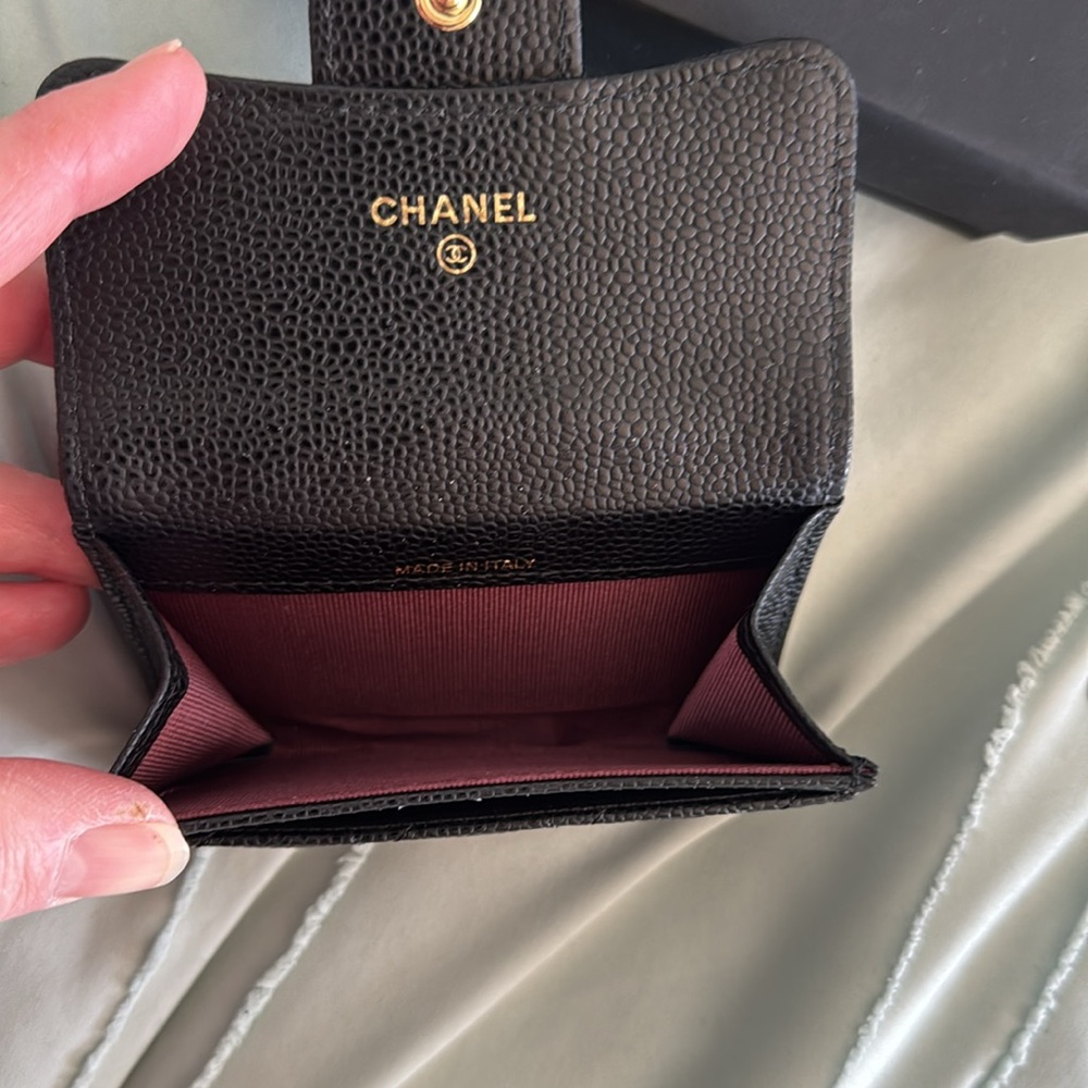 Chanel Black Quilted Wallet o mini bag gold inlay brand new never used - Picture 4 of 6
